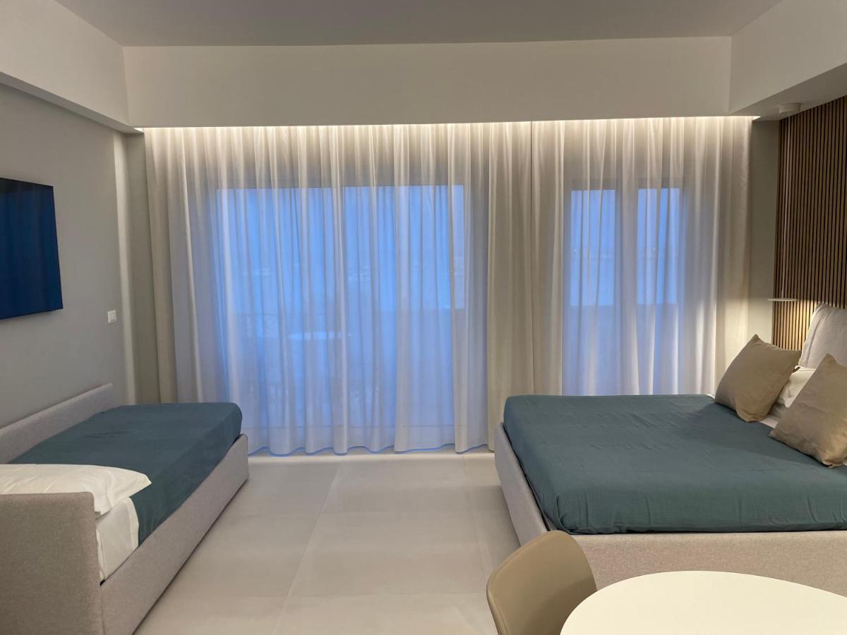 La Finestra Sul Mare Modern Apartment Giardini-Naxos Exterior foto